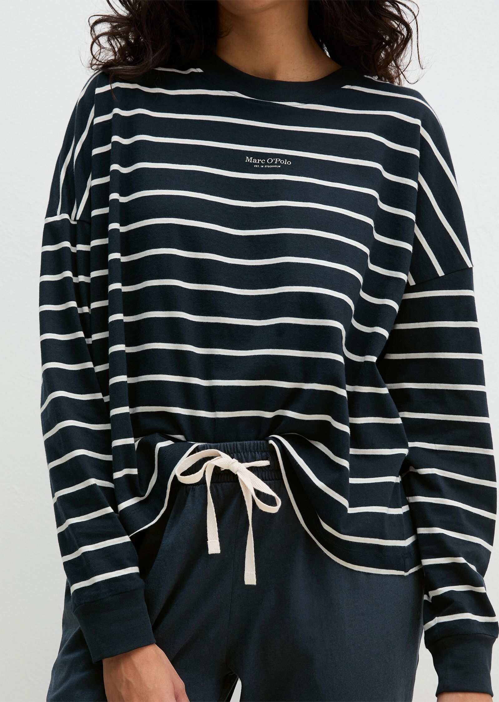 Marc O' Polo Pyjama MARC O'POLO "Mix N Match Cotton Pyjama Set Long", Damen, Gr. XL, blau (schwarz navy gestreift), Jersey, Obermaterial: 100% Baumwolle, bequem lang, Rundhals, Homewear-Sets Pyjama, mit langem Arm und seitlichen Taschen schwarz navy gestr