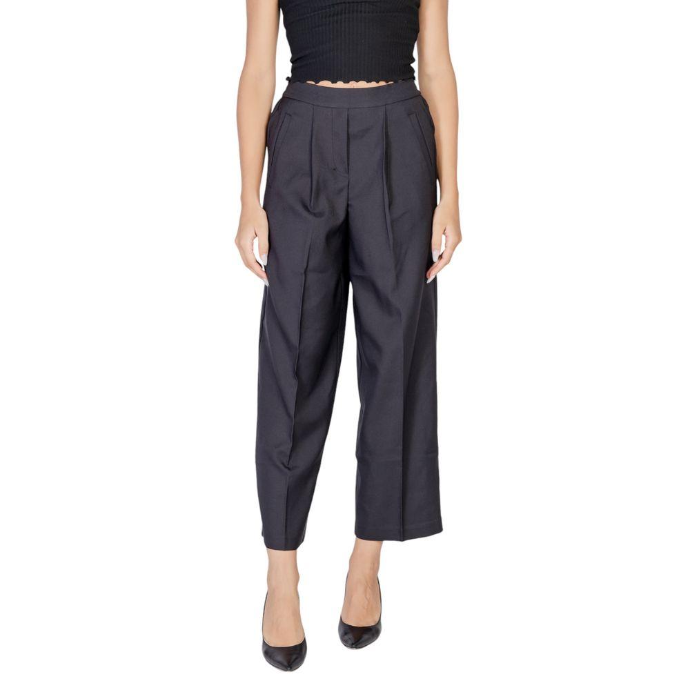 Weit geschnittene cropped Hose