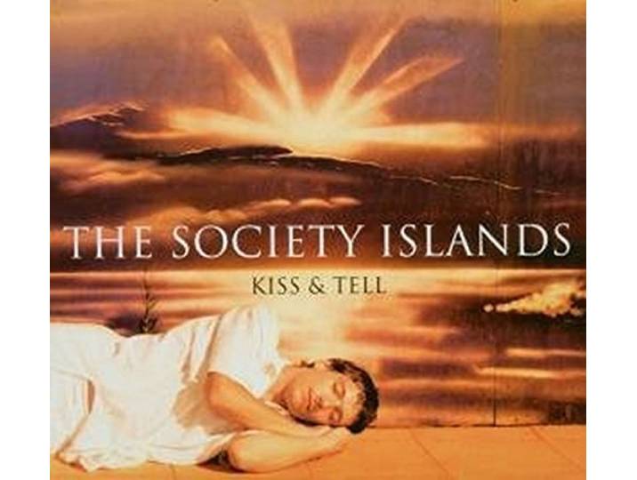 Kiss & Tell