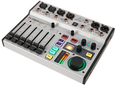 Behringer Flow 8