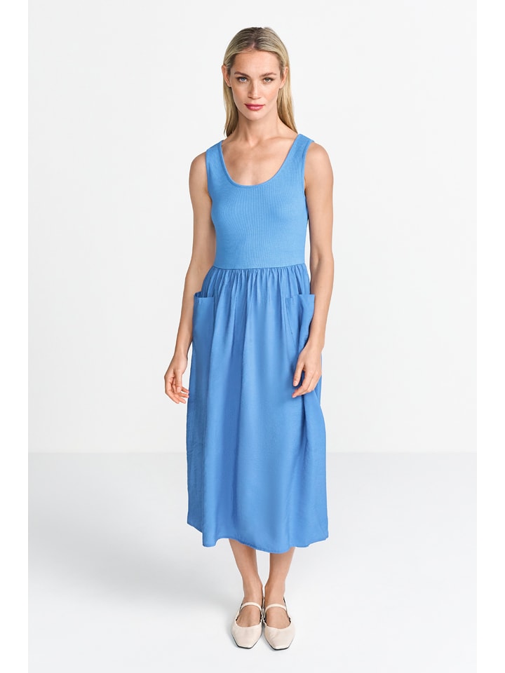 Rich & Royal Kleid in Hellblau - XL