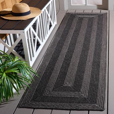 SAFAVIEH Handmade Braided Fatimah Washable Indoor/Outdoor Rug - Weather Resistant & Easy Cleaning