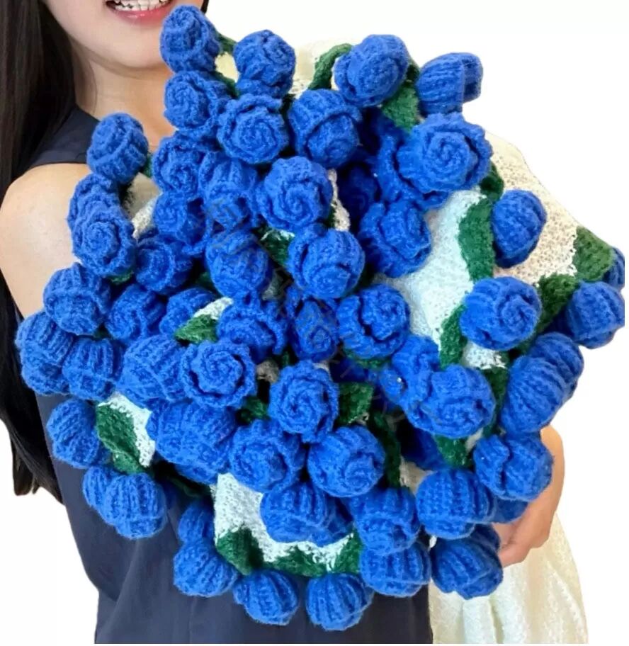 INF Rosenstrauß Decke - 52 Blumen, 80cm - Weicher Polyester Überwurf Blau