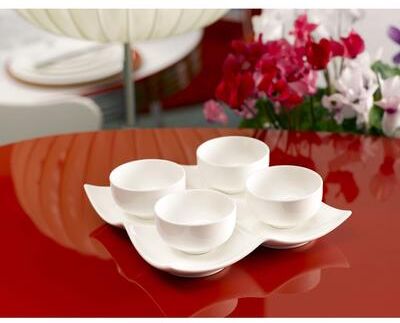Red Vanilla "Vanilla Fare 4 3"" Bowls w/Tray 8"" 4oz"