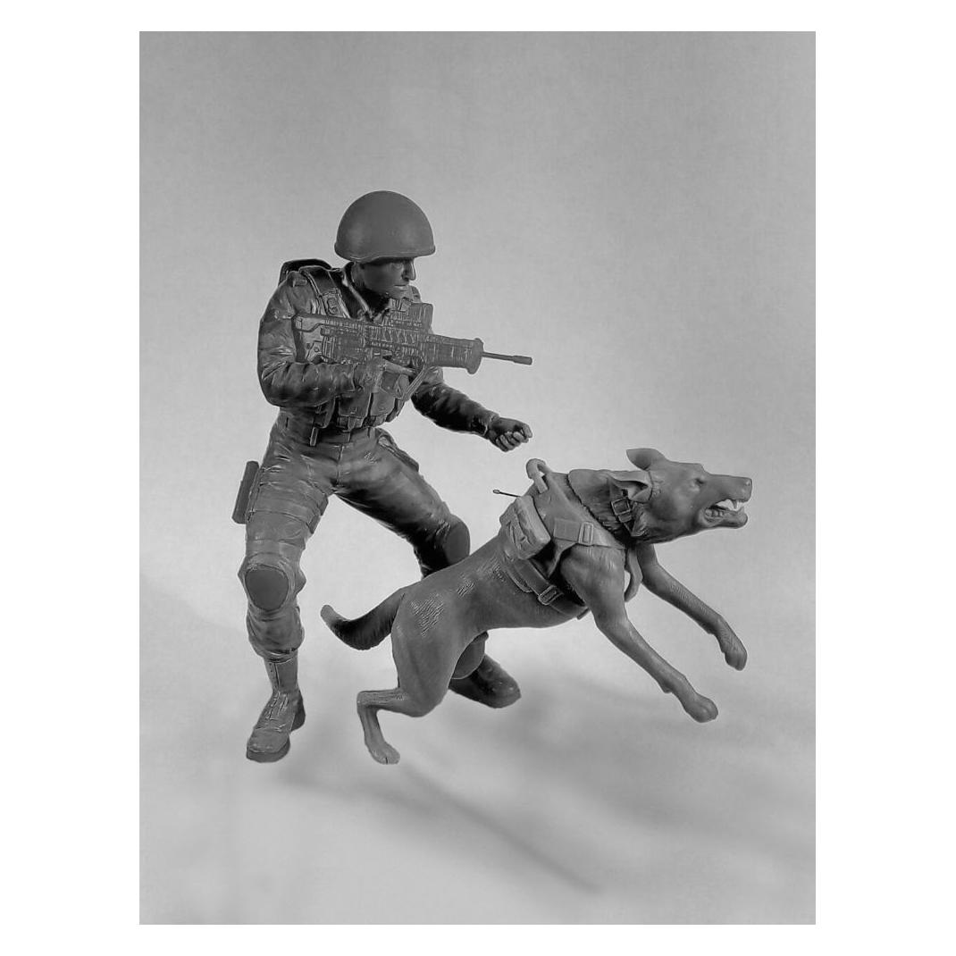 ICM IDF K-9 Unitz "OKETZ" with dog (16102)