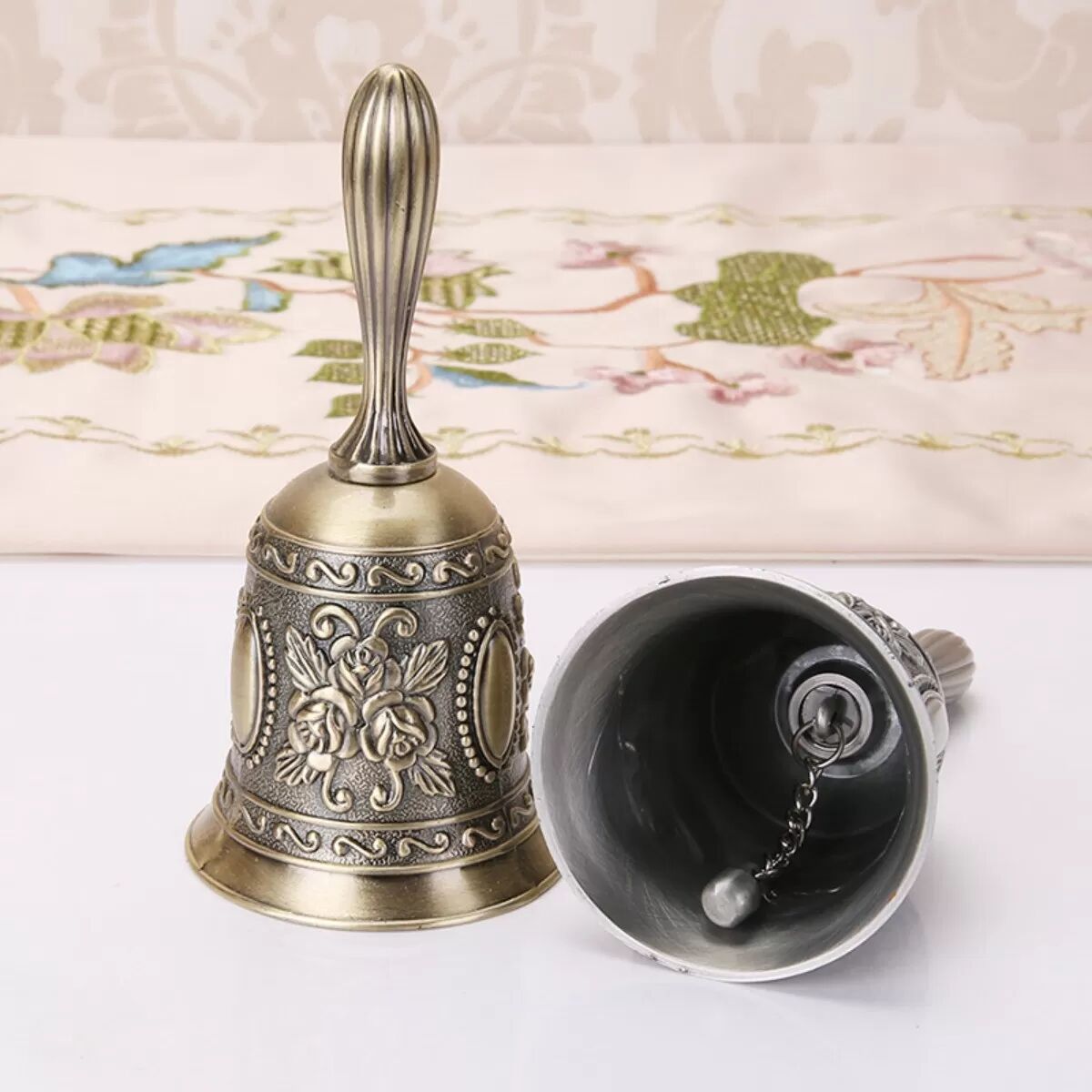 INF Europäische Handglocke aus Zinklegierung – Restaurant-, Bar- und Serviceglocke Bronze