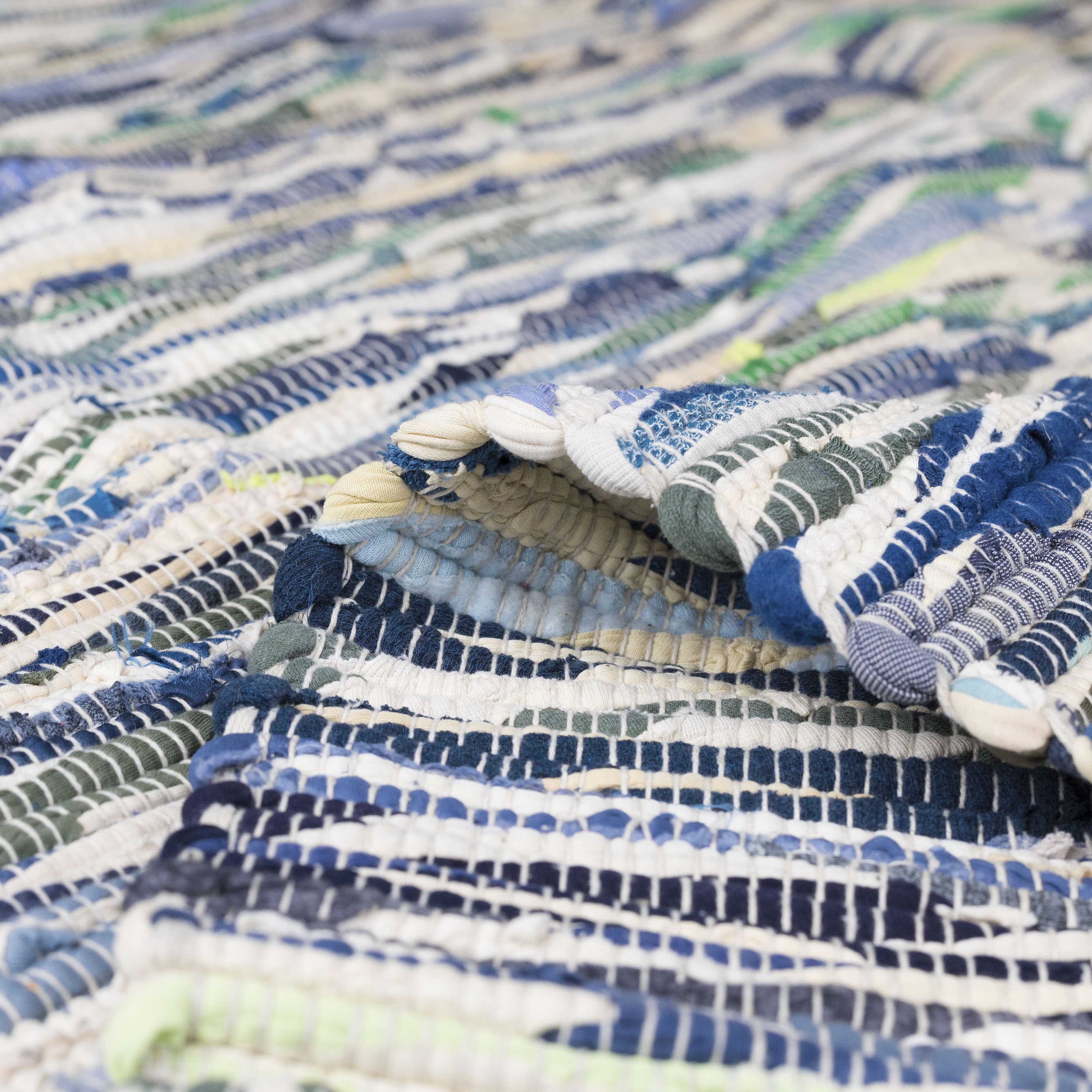 Teppich "Ameer", blau (grau, blau mix), B:60cm H:10mm L:110cm, Baumwolle, Polyester, MYFLAIR MÖBEL & ACCESSOIRES, Teppiche, Teppich, Handweb Teppich, 90% Baumwolle, handgewebt, Scandi grau, blau mix B : 60cm 1 Stk., 10mm, L: 110cm