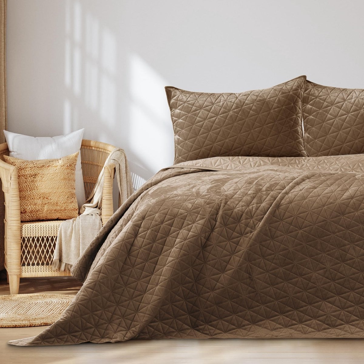Unyqoos Luxe Fluwelen Sprei in Cappuccino met Geometrisch Stiksel voor Volwassenen