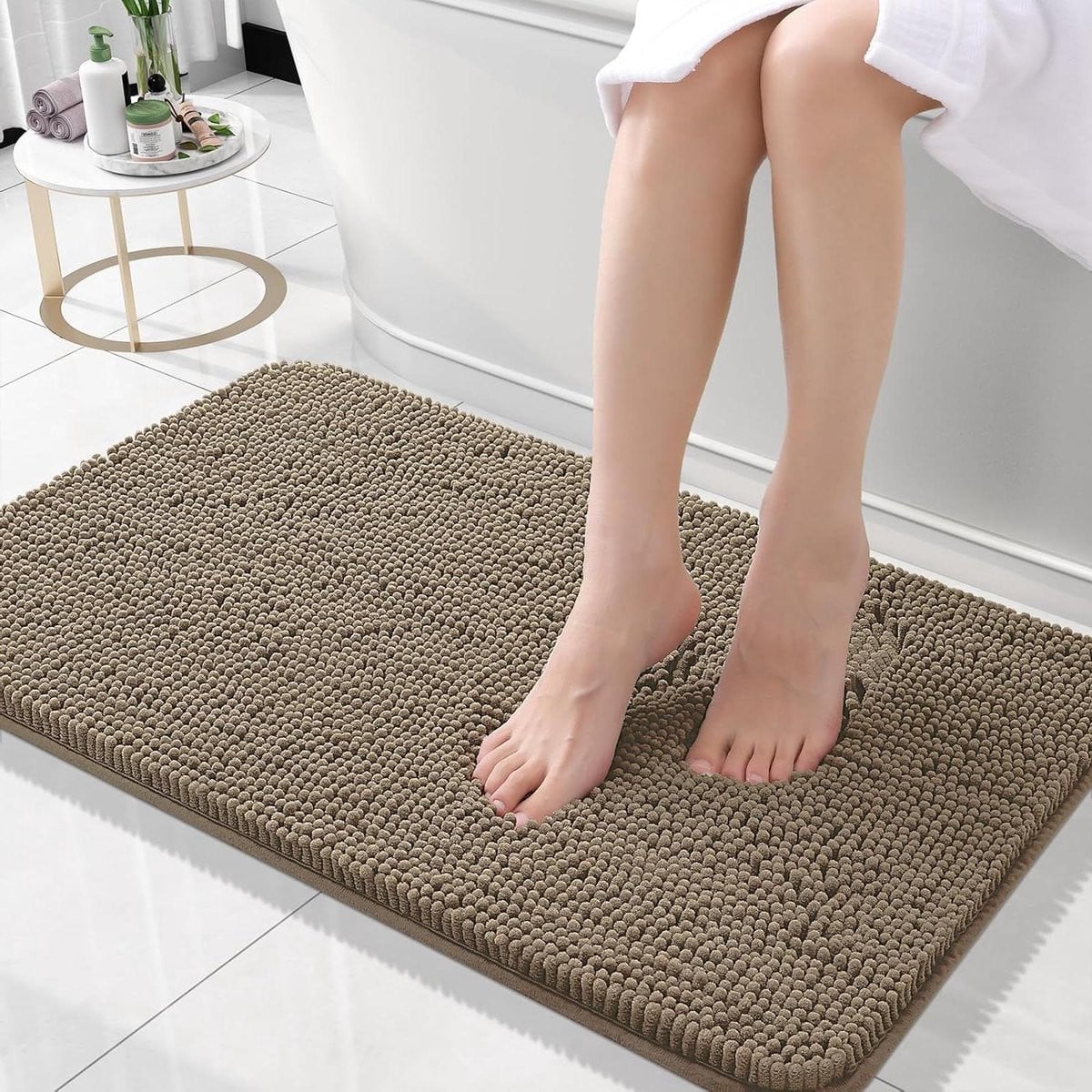 Bruine Chenille Badkamermat - Extra Zachte Hoogpolige Badmat - 61 x 41 cm