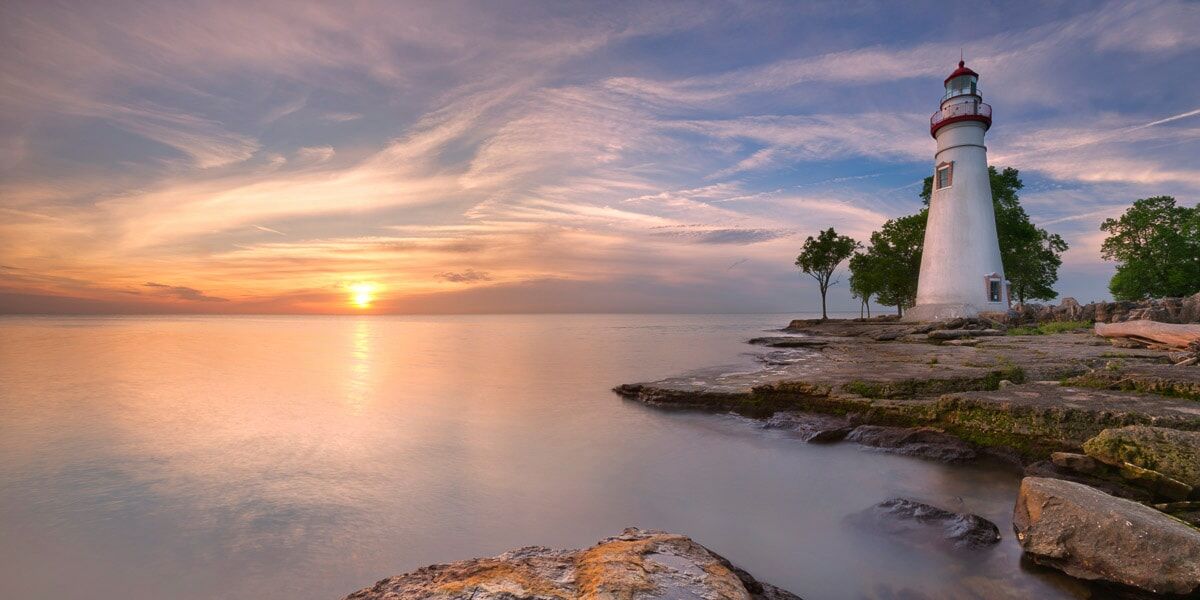 Fototapete PAPERMOON "Strand mit Leuchtturm", bunt, B:3m L:2,23m, Vlies, Tapeten, Fototapete bunt B/L: 3m x 2,23m, Bahnen: 6 Stk.
