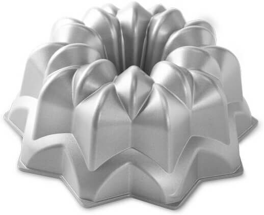 Nordic Ware Star Bundt Pan