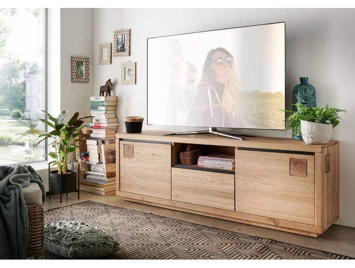 Massives TV-Lowboard Hella in Wildeiche oder Kernbuche – Montierte Lieferung – 3%-Vorkasse-Rabatt