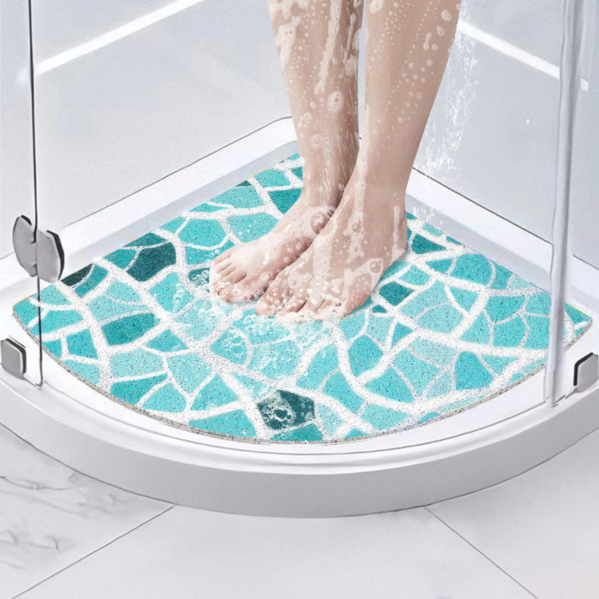 Unyqoos Antislip driehoekige douchemat met afvoergaten voor een veilige badkamer