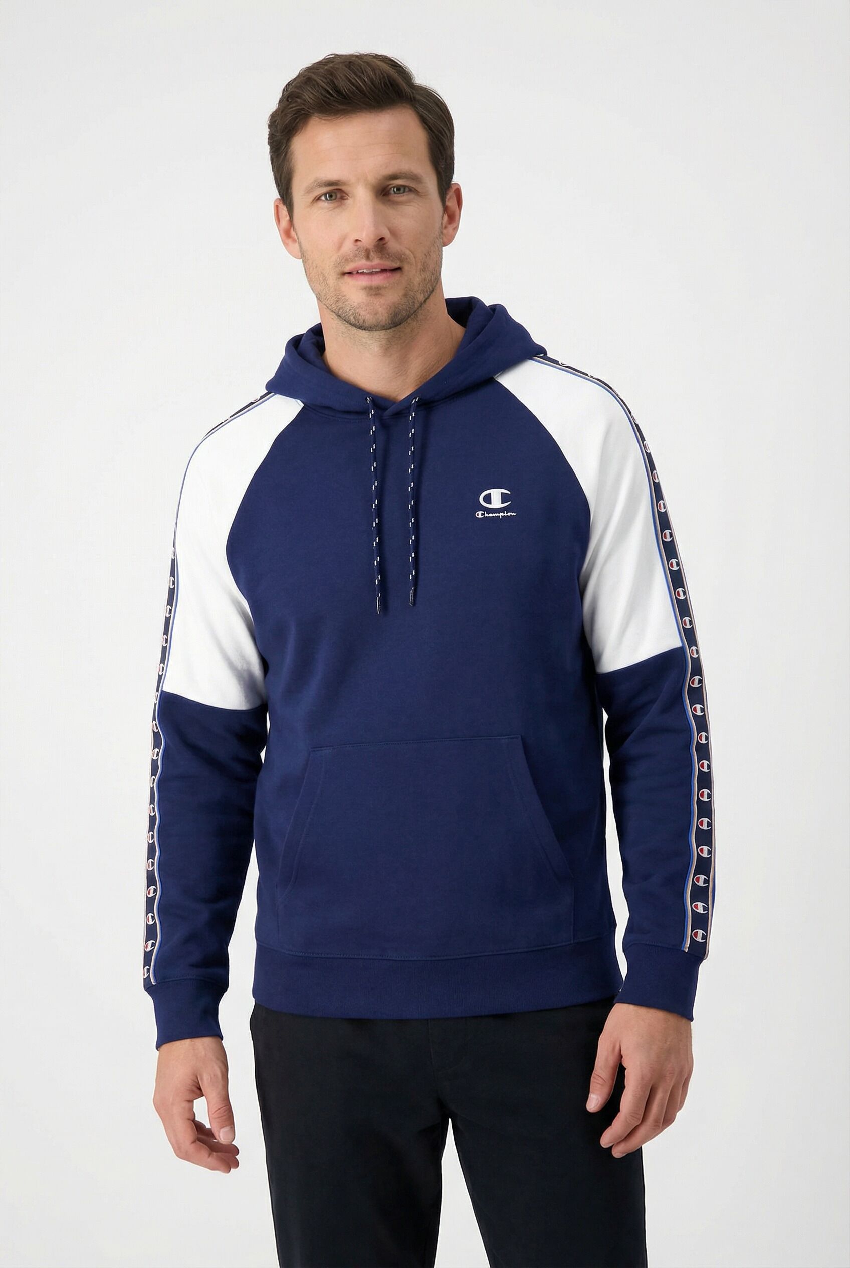 Kapuzensweatshirt CHAMPION "Sports-inspired Interlock Hoodie with Tape detailing", Herren, Gr. L, blau (nava, wht), Obermaterial: 82% Baumwolle, 18% Polyester, normal, Rundhals, Sweatshirts Kapuzensweatshirt, mit Kordelverschluss, Langarm-Design, aus Baum