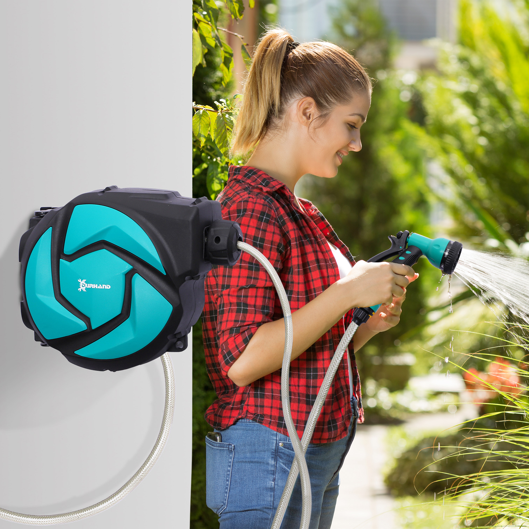 Durhand Avvolgitubo Automatico Fissaggio a Parete Orientabile con Tubo da 10m da Giardino PP, PVC 28 x 14 x 34 cm Nero e verde Aosom