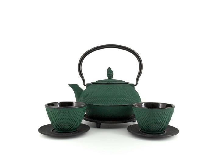 teayumi Teekanne ARARE Tetsubin Komplett-Set Gusseisenkanne 900 ml Grün, 0.9 l, (Komplett-Set, 8-teilig), mit herausnehmbaren Edelstahlsieb, mit Henkel