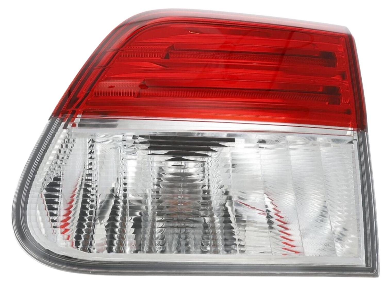TOYOTA Avensis Rechte Rückleuchte 81580-05140 OE
