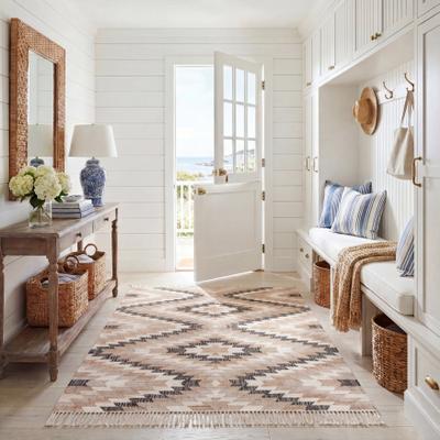 SAFAVIEH Handmade Natural Fiber Shere Boho Tribal Jute Fringe Rug