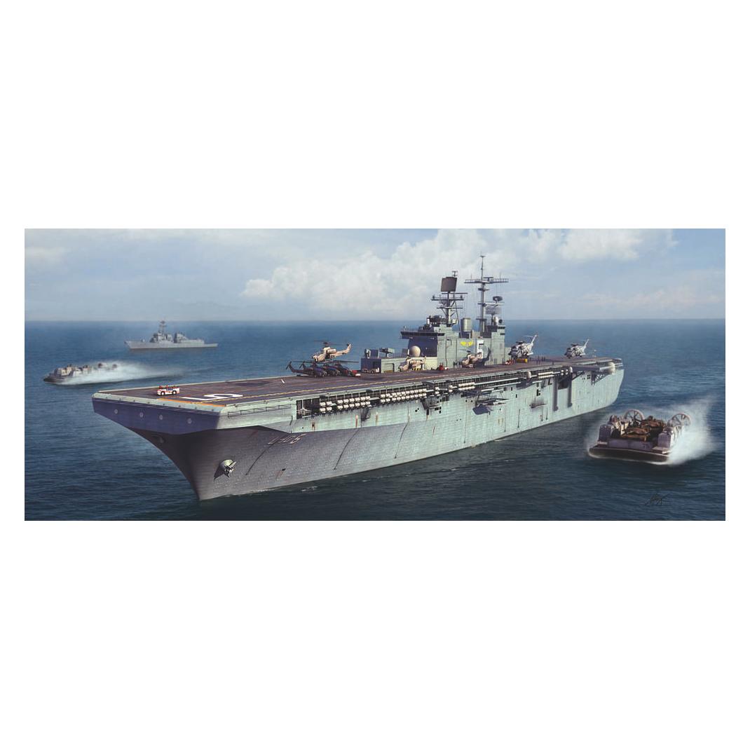 Hobby Boss USS Bataan LHD-5 (83406)