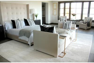 EXQUISITE RUGS Sanctuary Hand-loomed Bamboo Silk/Wool Ivory/Grey Area Rug.