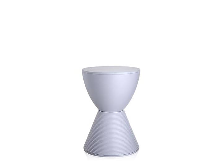 Kartell Prince Aha\, Tabouret\, Gris Lavande Sgabello Kartell Prince AHA Grigio Lavanda 0881078NIl sgabello Prince AHA di Kartell è un complemento d’arredo unico\, pensa