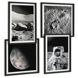 BILDER SET 4er Set - 50x50 cm & 40x60 cm Schwarzer Rahmen - Fußabdruck eines Astronauten auf dem Mond