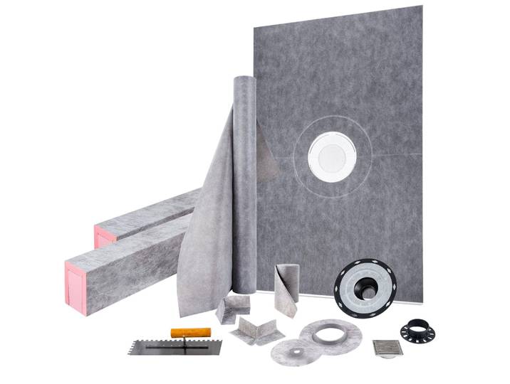 Kit de seuil de douche VEVOR\, grand tapis de seuil de douche étanche de 48 x 72 pouces avec bride centrale en PVC de 4 pouces\, tissu en acier inoxydable de 4 pouces\, 2 seuils de douche individuels et truelle\, rampe de receveur de douche