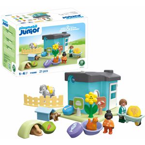 playmobil Spielset JUNIOR 71690, ab 1 Jahr, Tierpension mit Futterspender, 21 Teile