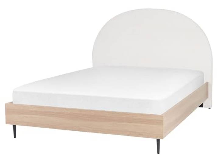 Beliani Bett weiß/helles Holz 160 x 200 cm gepolstertes Kopfteil Holzrahmen Millay