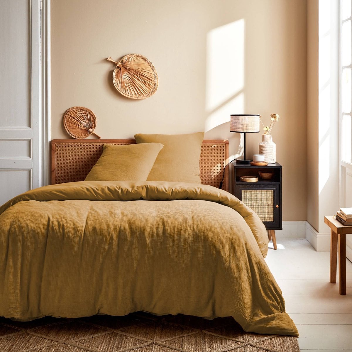 Sweek Alix 2-persoons beddengoedset in honingkleurig katoengaas