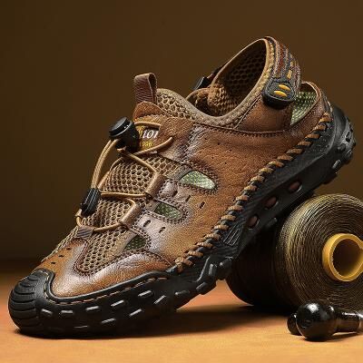 LightInthebox Men's Brown Outdoor Sandals Closed-Toe Hiking Sandals Breathable Cutout Comfort Walking Shoes for Travel, Camping, Summer Vacation, Outdoor Adventure and Casual Daily Wear