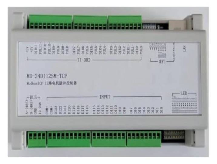 12-Achsen-TCP-Motion-Controller mit 24 Eingängen Zwölf-Achsen-24-DI-TCP-Antriebsplatine for die Automatisierung
