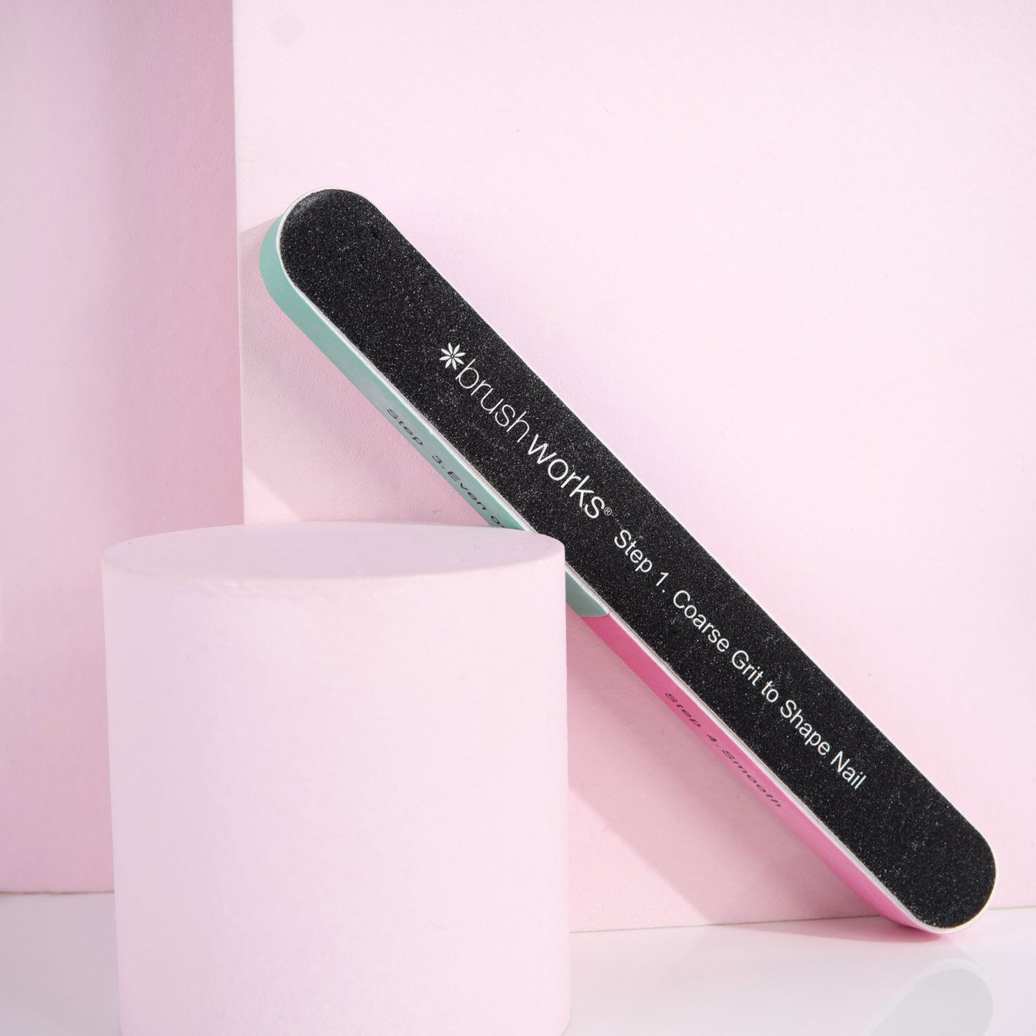 BRUSHWORKS 6 Way Shape & Shine Buffer