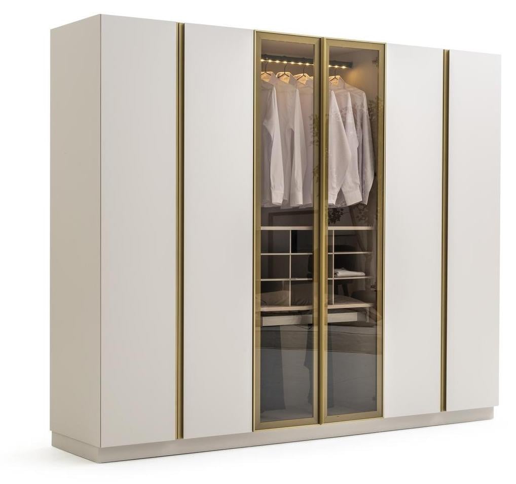 Moderne witte houten kledingkast voor de slaapkamer met draaideuren