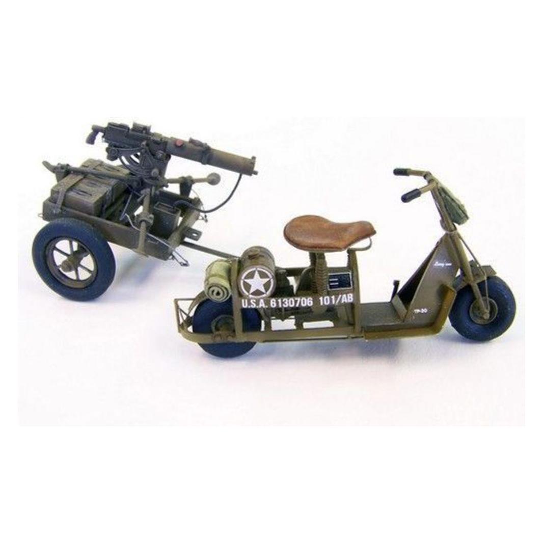 Plus Model U.S. airborne scooter with machine gun (23799513)