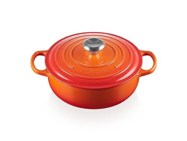 Le Creuset Emaillierter Gusseisen-Signature Sauteuse-Backofen, 3,5 qt, Flamme