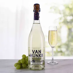 Van Hunks  Van Hunks Non-Alcoholic Chenin Sparkling Wine Chenin Blanc Südafrika