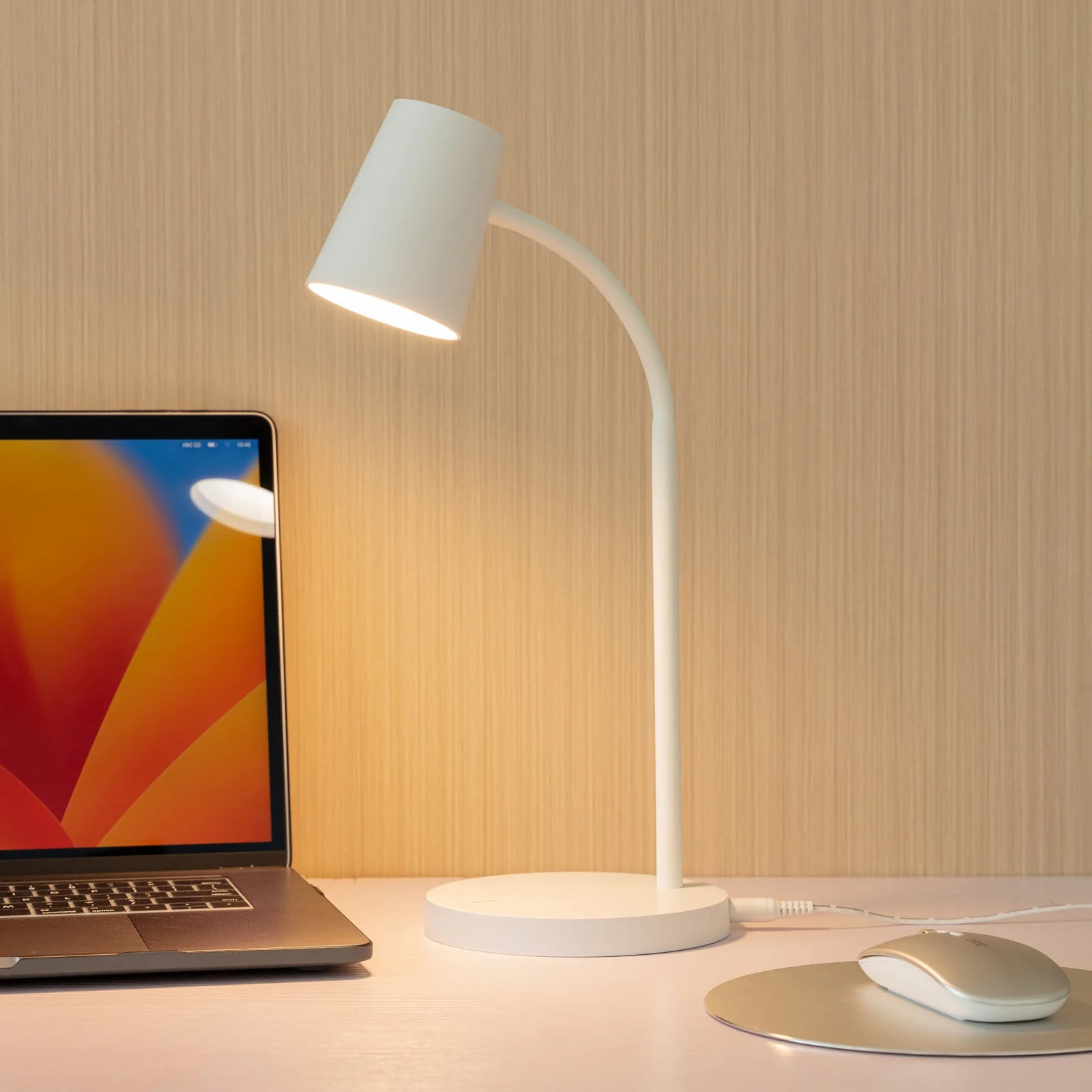 Lindby Ailina LED tafellamp Wit - Modern - Kunststof