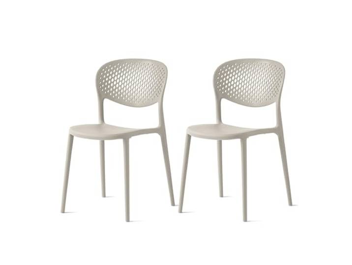 Connubia, 2 Stühle Abby mit gelochter Rückenlehne, aus recyceltem Polypropylen, 100% Hanf matt