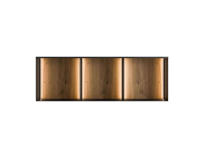 METALLREGAL QUADRO II mit LED-Beleuchtung