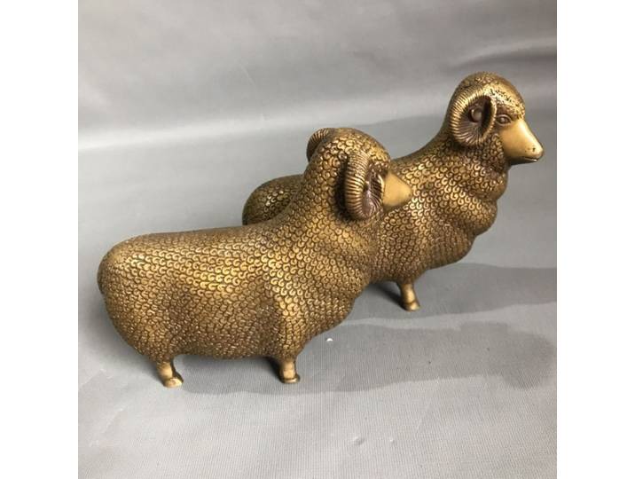 Une paire de statues de moutons en cuivre, statue de mouton du zodiaque chinois, décoration de bureau et de maison, cadeau pour ornement de bureau