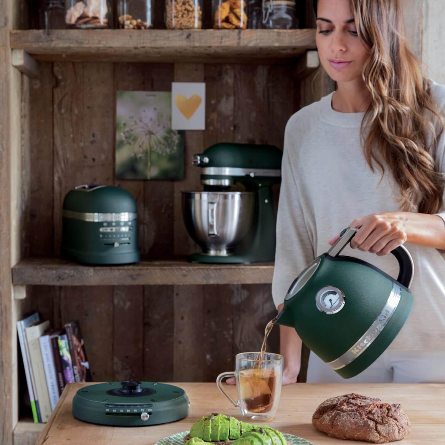 KitchenAid Artisan Kettle & 2 Slice Toaster Set - Pebble Palm