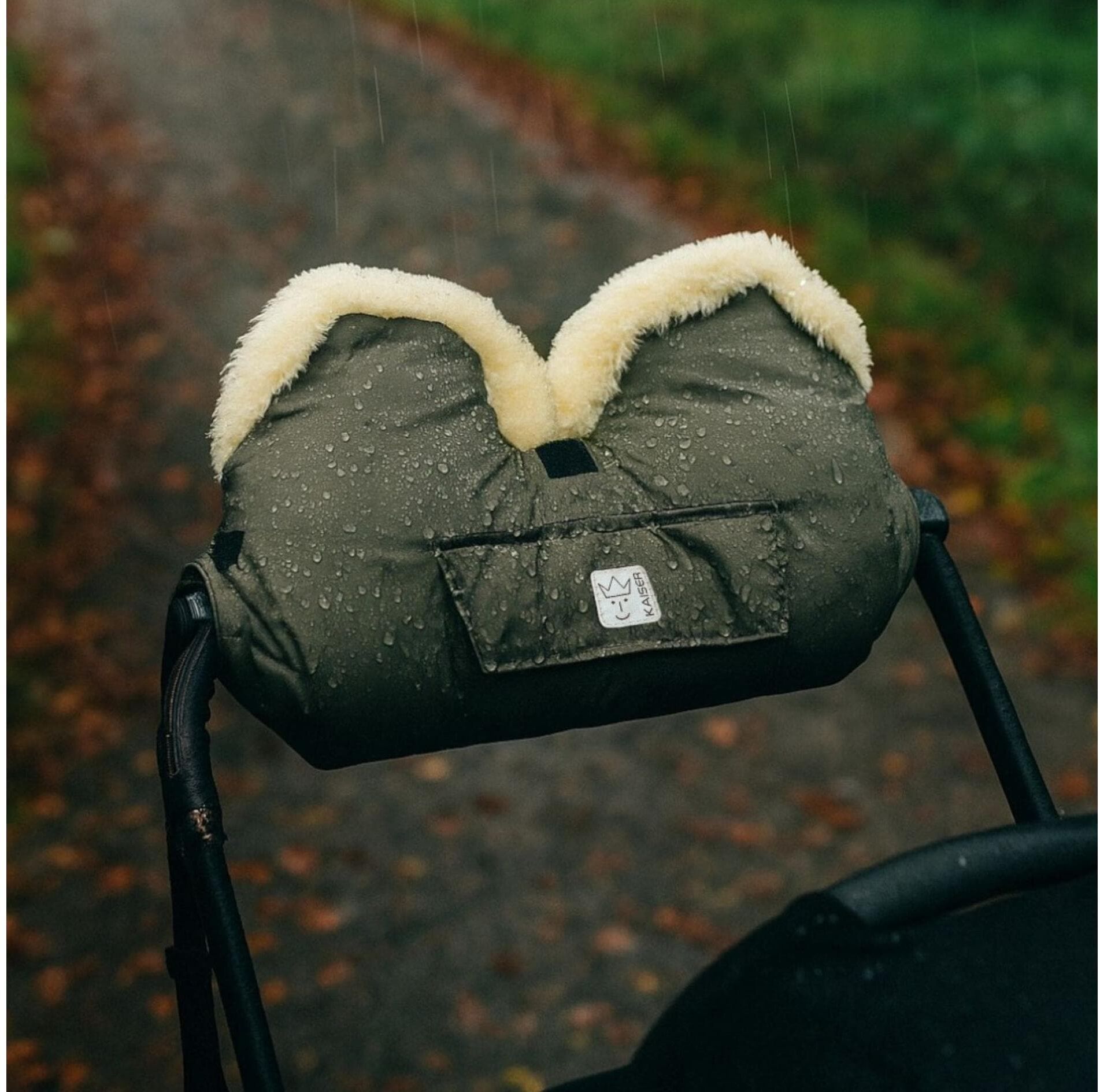 Kinderwagen-Handwärmer KAISER "Lammfell Big", Baby, grün (olivgrün), Polyester, Kinderwagen-Handwärmer Kinderwagen-Handwärmer, Handwärmer für den Kinderwagen olivgrün Einheitsgröße