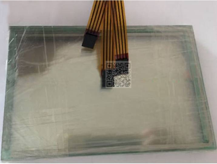 Nouvelle vitre tactile pour AD-7.0-4RU-TR2-205