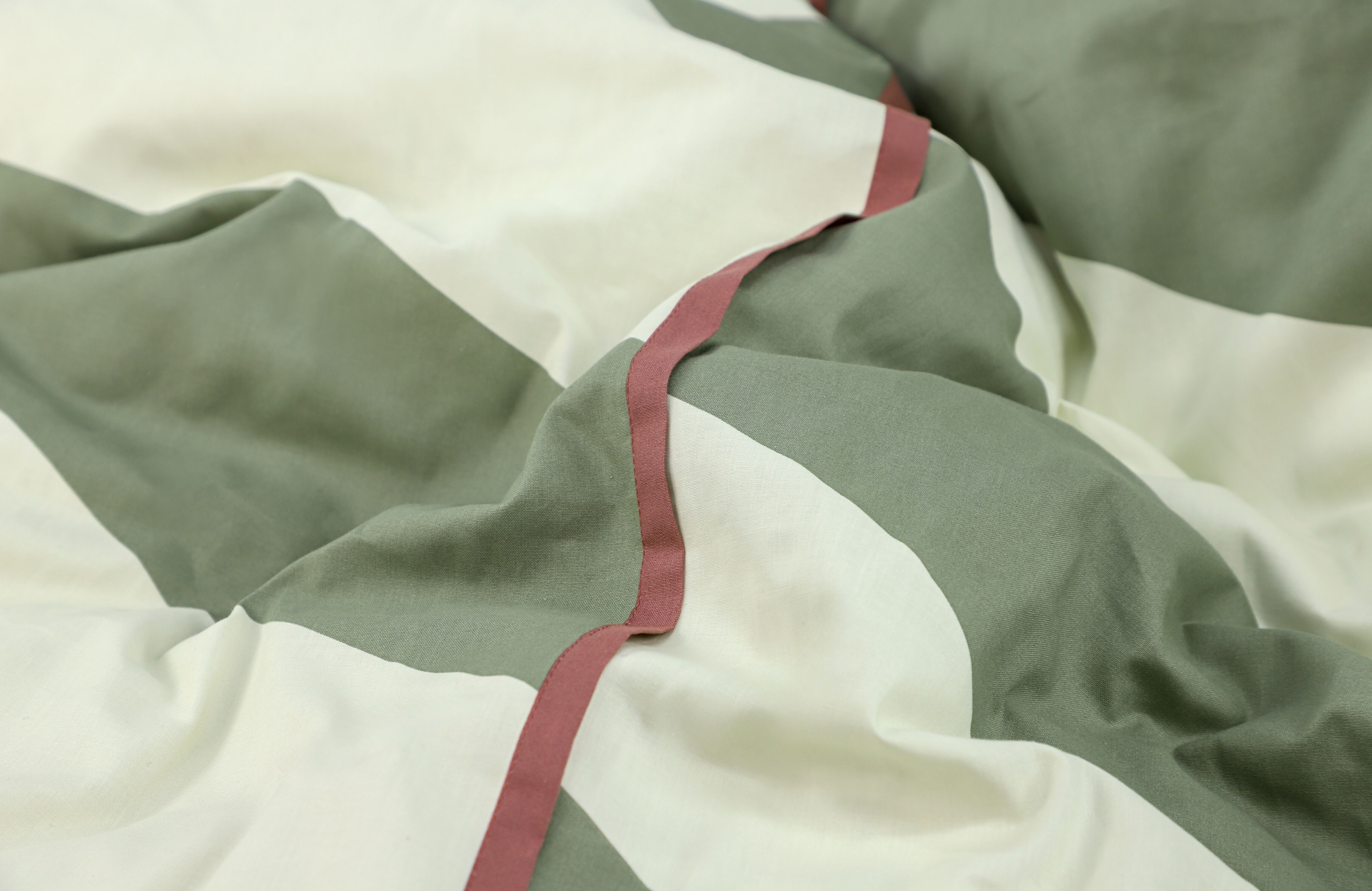 Wendebettwäsche "Junction", grün (mint), B/L: 155cm x 220cm, 1 Stk., 1 Stk., Renforcé, B/L: 80cm x 80cm, 2, Renforcé, Obermaterial: 100% Baumwolle, SCHÖNER WOHNEN-KOLLEKTION, Bettwäsche, Wendebettwäsche, Renforcè-Bettwäsche aus 100% reiner Baumwolle mint 