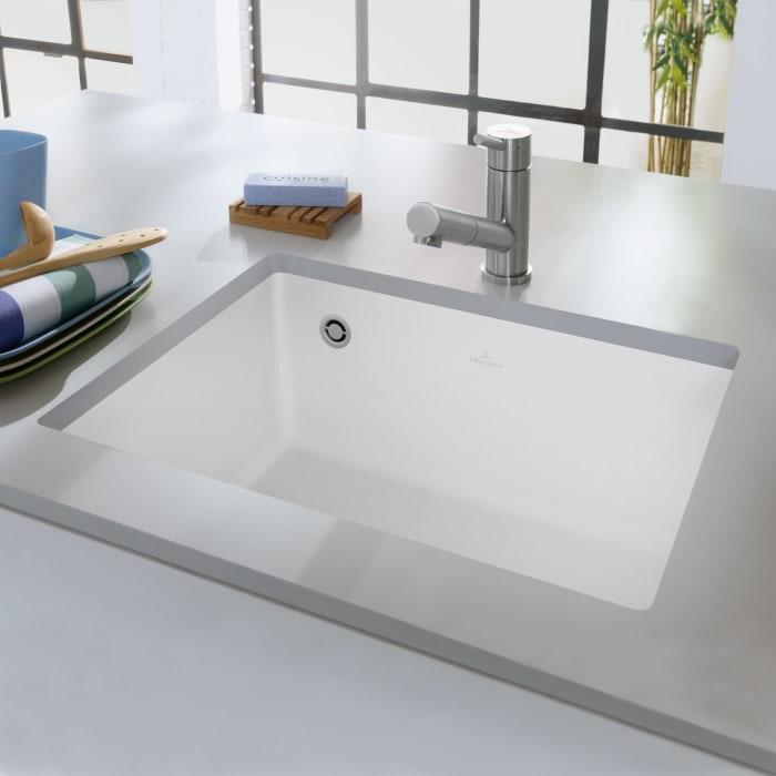 Villeroy & Boch 331001FU U-Bau-SP Subway 60 SU 545x440mm