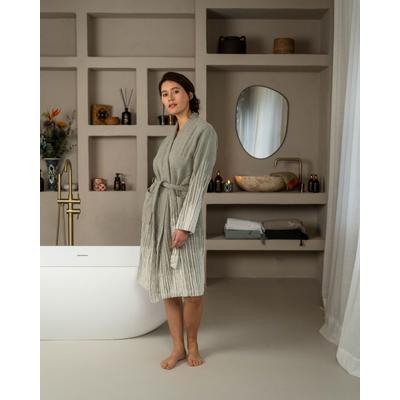 Bademantel KAYORI "Meguro" Gr. S, grün, L:100cm, Baumwolle, Hausmäntel, Bademantel, mit Stickereidruck