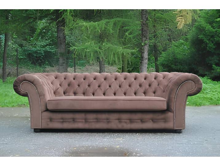 Xlmoebel Chesterfield-Sofa Beiges Polstersofa mit Chesterfield-Optik und strapazierfähigem Stoff, Sofa, Hergestellt in Europa