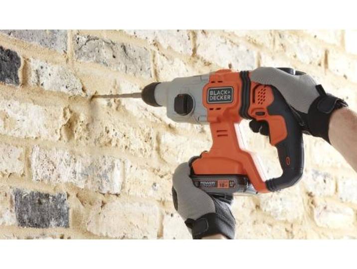 Black & Decker Akku-Kombihammer SDS-pl\,18V\,2x2\,5Ah