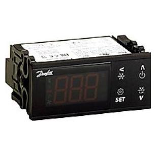 Danfoss ERC 211 - Elektronisk kølestyring, DI 0, DO 1, AC 197-250 V, Rød LED (080G3454)